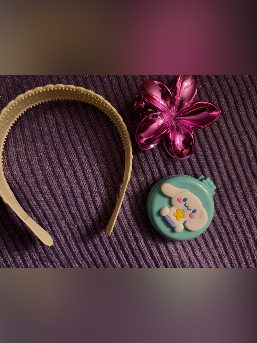 Cute Mint Compact & Pink Flower Accessory Set